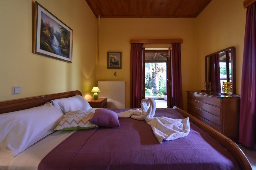 Villa Onar A Stone House With Amazing View Stoúpa Exterior foto