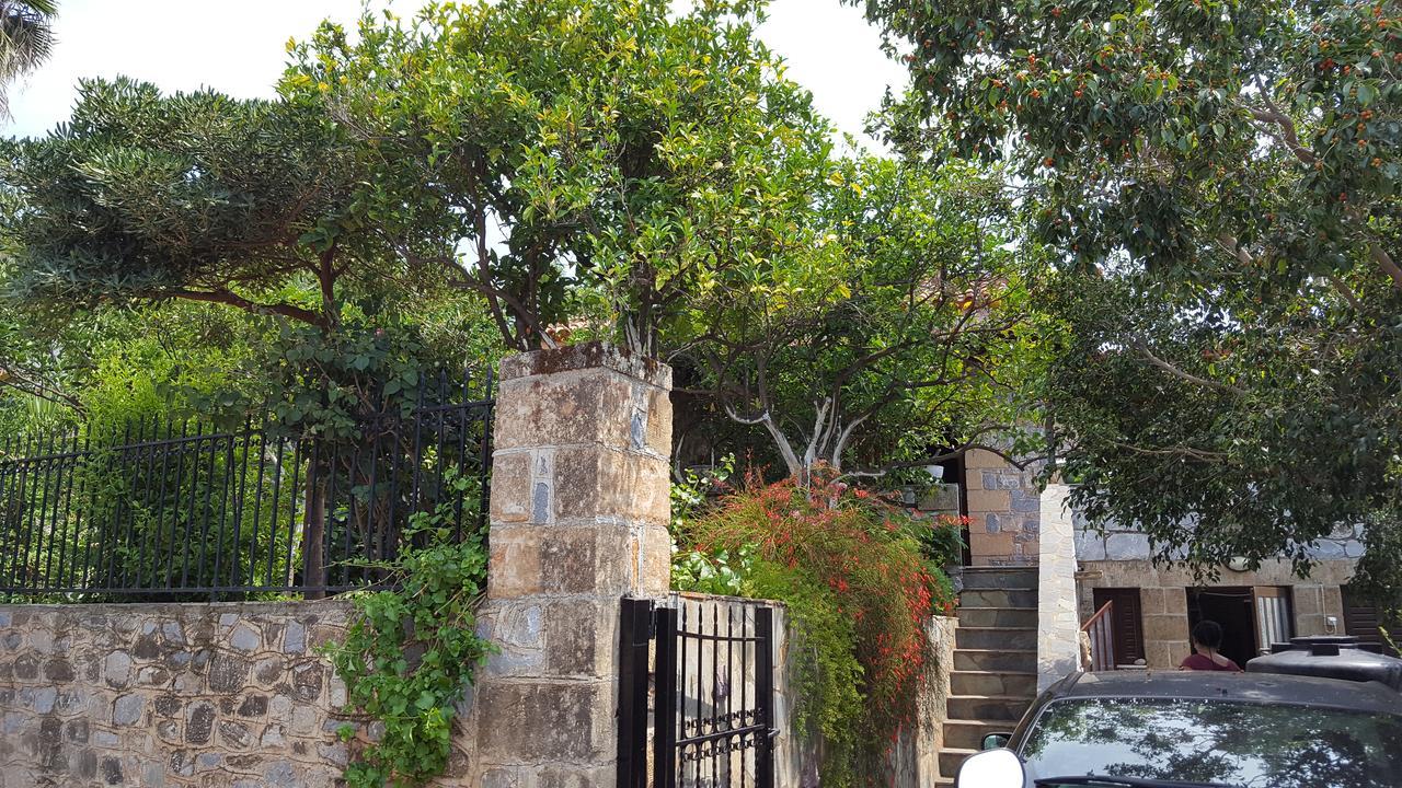 Villa Onar A Stone House With Amazing View Stoúpa Exterior foto